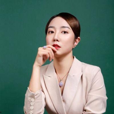 明星l露点团,明星L的时尚跨界之旅