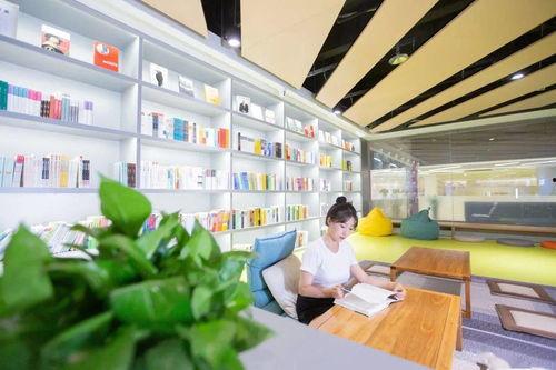 网红玻璃咖啡店名,透明空间中的时尚饮品天堂