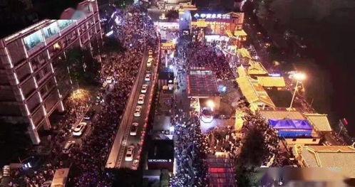 洪崖洞银行网红,打卡网红地标，体验金融魅力新地标