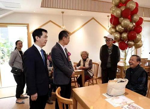 深圳服务员爆料新闻最新,惊人真相曝光！